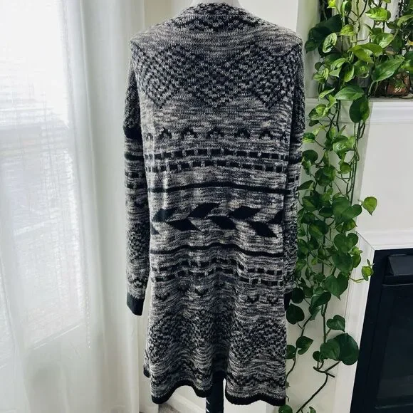 Maurices Black & Gray Soft Cozy Aztec Southwestern Long Cardigan Sweater - XXL - Picture 7 of 10